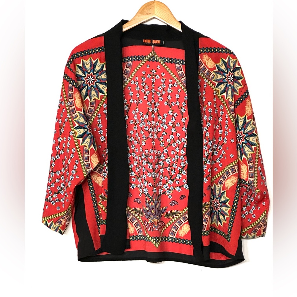 Love Tree Red and Black Patterned Cardigan Cropped‎ Kimono size Medium